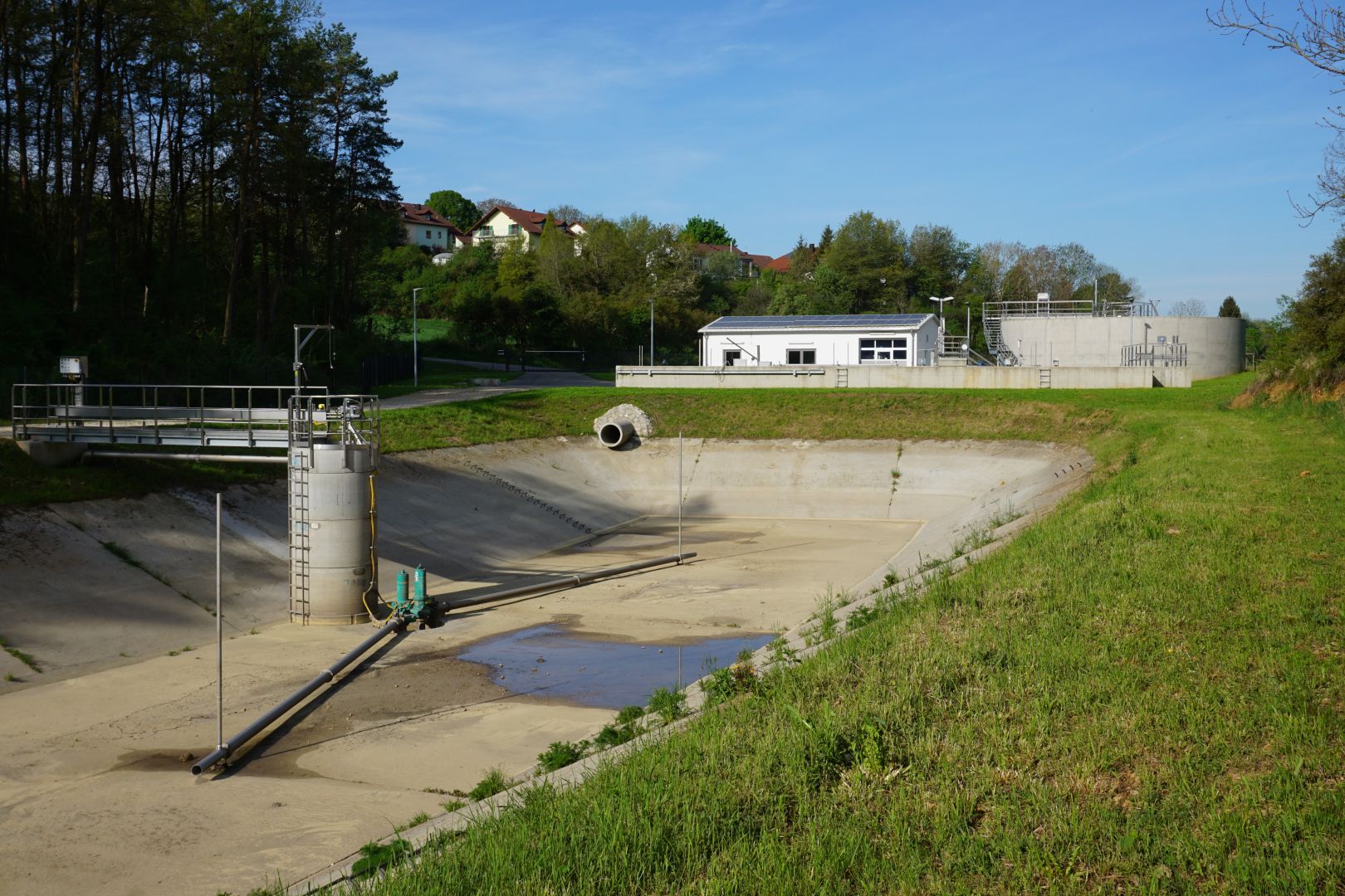 Klaeranlage Preith Ansicht von Westen